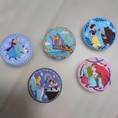 ディズニー　刺繍缶バッジ