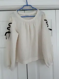 axes femme レース×リボン 肩開きニットプルオーバー Mサイズのサムネイル