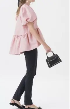 完売品　ツルバイマリコオイカワ　Eleonore トップス　ブラウス　ピンクのサムネイル