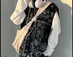 ペイズリー柄ベスト　ペイズリーボアフリースベスト