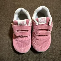 New Balance 996 ピンクスニーカー