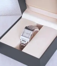 R945 GUCCI 8900L クォーツ 腕時計 メンテナンス 電池交換済 - メルカリ
