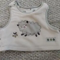 ベビーベスト 羊の刺繍 95cm未満