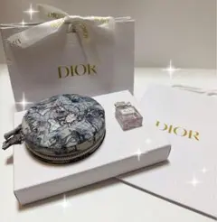 DIOR プラチナ会員 ウェルカムギフト ミニ香水 ミニチュア ジュエリーポーチ