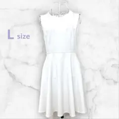 ワンピース ノースリーブ ホワイト フレア モンロー風 膝丈 後ろ長め 美品