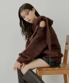 定価7590円　新品未開封　【Chico】肩リボンオフショルシャギーニット