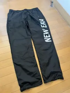 美品NEWERA ニューエラシャカシャカパンツXXL