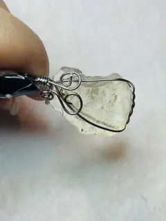 リビアングラス ペンダントトップ 激安 天然石 パワーストーン 1