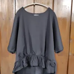 GLOBAL WORK 裾フリル 半袖Tシャツ ブラック Lのサムネイル