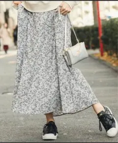 【美品】BAYFLOW 花柄ロングスカート