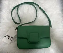 ZARA グリーン ショルダーバッグ