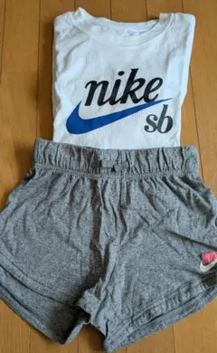 ナイキ　Tシャツ　短パン　2点セット　サイズM