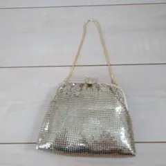 Item thumbnail for item f35814d5-5f4d-4855-b67e-98df5412ec6c