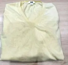 UNIQLO カシミア混　Vネック セーター 　ニット　L　パステルイエロー