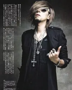 Item thumbnail for item cce01580-b9ce-476f-bcd6-8d2ed84b3180