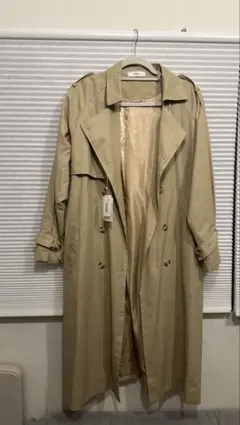 ベージュ トレンチコート ダブルブレスト
