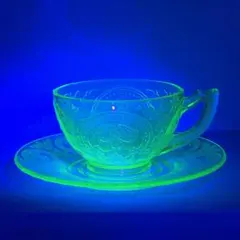 希少】アンカーホッキング ウランガラス バレリーナ カップ ソーサー