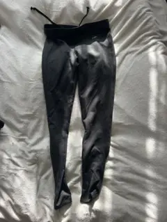 ブラック スリムフィット タイツ M