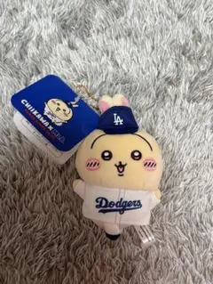 ちいかわ　うさぎ　ドジャース　マスコット