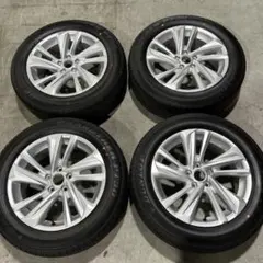 クラウンクロスオーバー 純正アルミホイールタイヤ4本セット 新車外し品 T51のサムネイル