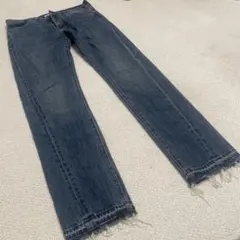Levi's ダークブルーストレートレッグデニム W30 L32