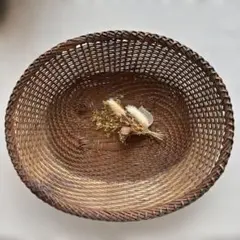 天然素材のブラウンバスケット ドライフラワー付き