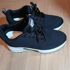 ブラック メッシュスニーカー　エアー