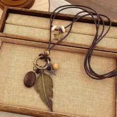 ハンドメイド ネックレス 星型チャーム