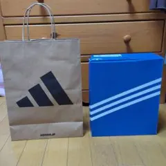 ◀adidas ▶ショップ袋 紙袋 ショッパーのサムネイル