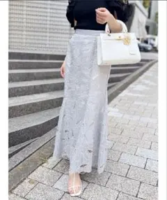 【超美品】スナイデル SNIDEL カットワークセミフレアスカート