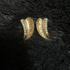 ゴールドトーン クリスタル装飾 イヤリング