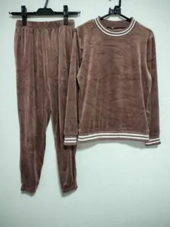 Item thumbnail for item 7d287926-6bc3-4609-b1f0-860b22ebc6bb