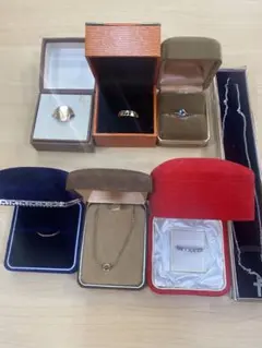 ⭐︎B 遺品整理　断捨離　生前整理　ネックレス　まとめ　昭和レトロ　ヴィンテージ