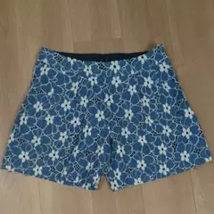 エストネーション ビス 花柄 ショートパンツ 38のサムネイル