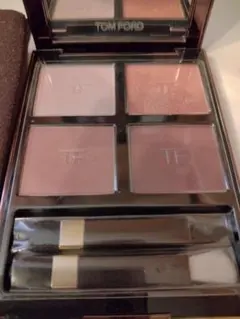 TOM FORD アイ カラー クォード 31　スールサーブル