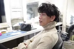 佐藤健　abyts タートルニットセーター　サイズ2 ベージュ