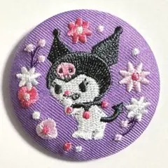 サンリオ　刺繍缶バッジ　クロミ