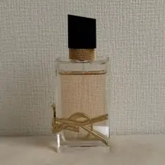 イヴ・サンローラン リブレ オーデトワレ 香水 50ml