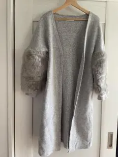 【美品】&.NOSTALGIA グレー ファー付きロングカーディガン