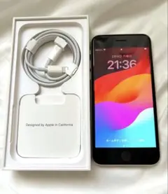 美品 iPhone SE3ホワイト本体＋箱