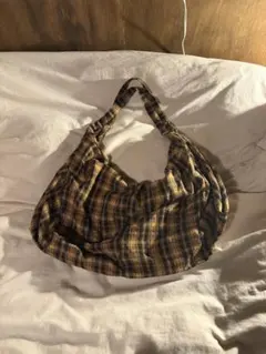 nugu チェックショルダーバッグ