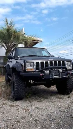 ジープ　チェロキー　xj リミテッド　オフロード　suv リフトアップ公認のサムネイル