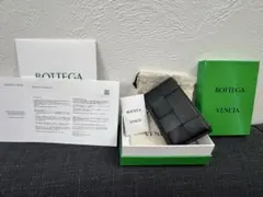 Bottega Veneta ブラックレザー 二つ折り財布