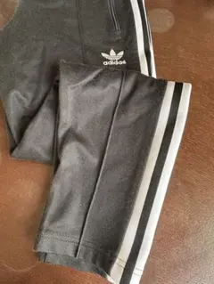 adidas 3本ラインパンツ XS ブラック
