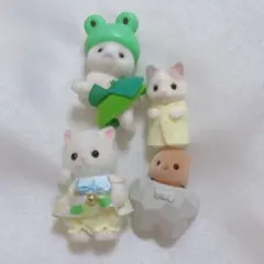 【1時までの価格◎】シルバニアファミリー 赤ちゃん 4体セット【お値下げ可◎】