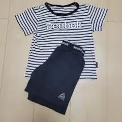 Reebok ストライプ　半袖Tシャツとショートパンツセット　男の子パジャマ