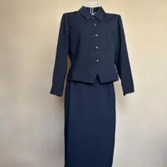 礼服　黒のスーツ・タイトスカート付き