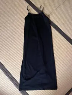 黒いキャミワンピース ロング