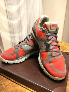 Nike スニーカー レディース　us8