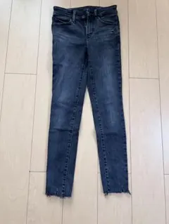 UNIQLO スキニーデニム フリンジ裾　ダークグレー